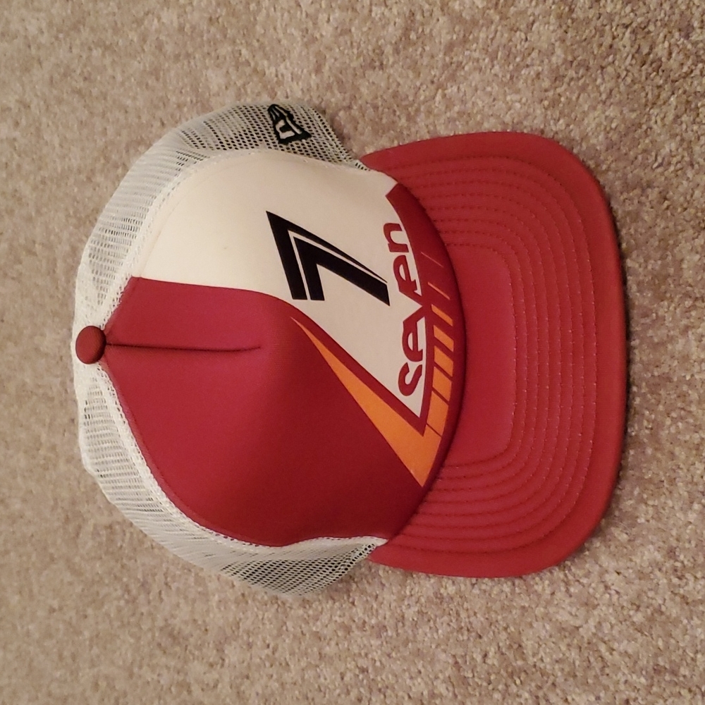 Seven Hat